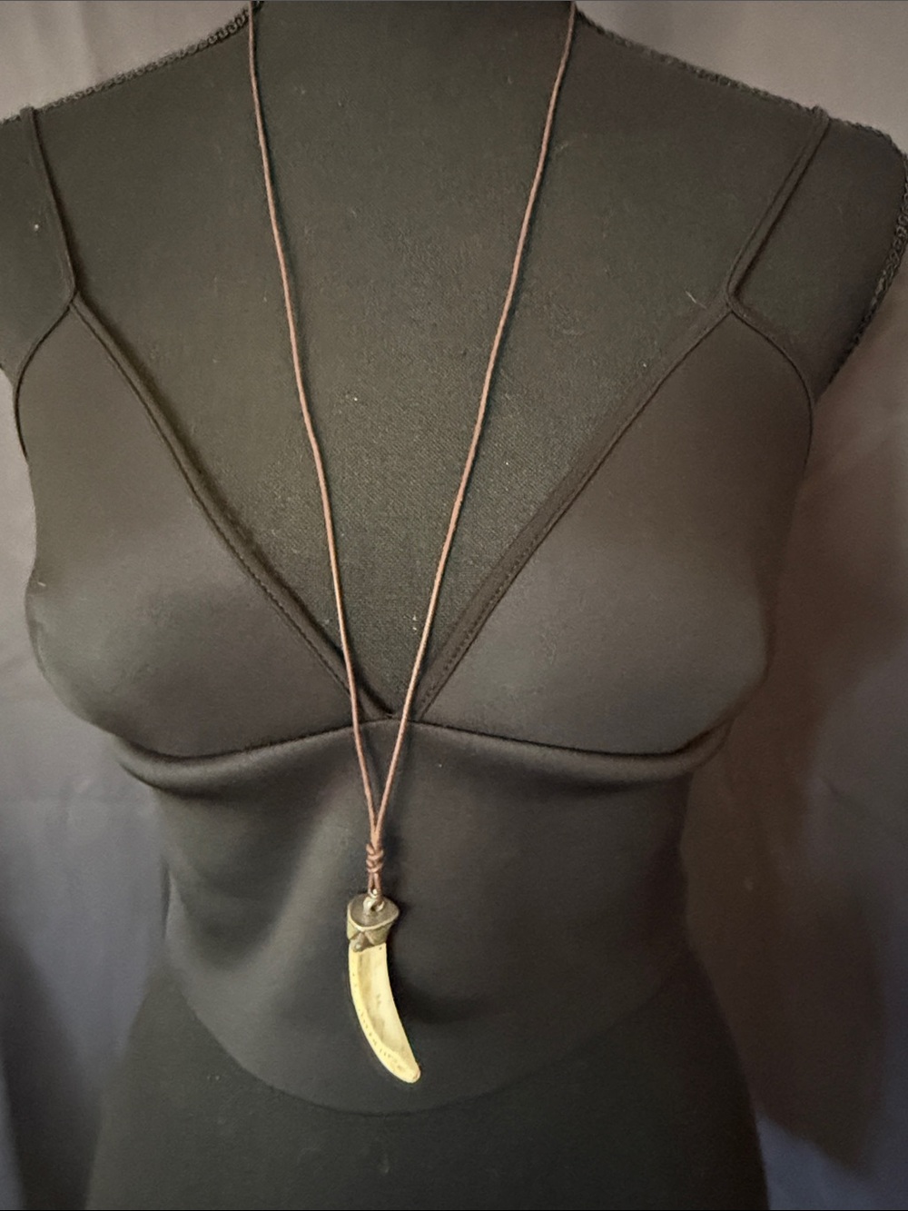 Chan Luu Brown Cord Necklace with Yellow Horn Pendant - Picture 4 of 4